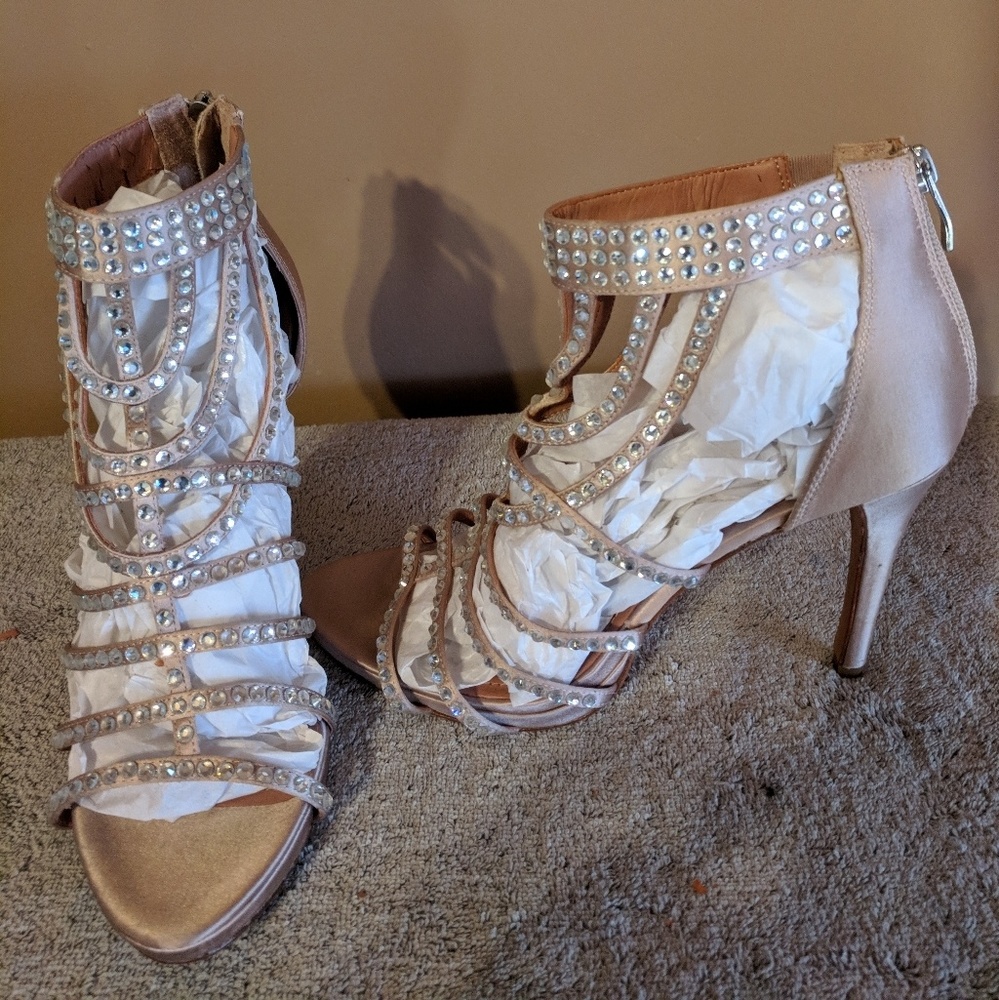 Mauve Rhinestone Vincent Camuto heels